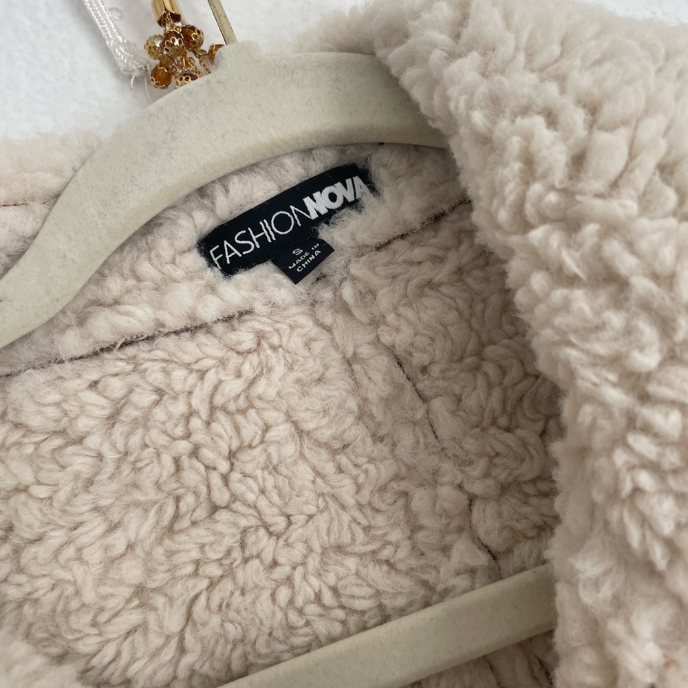 Fashion Nova Sherpa Jacket - Picture 2 of 3